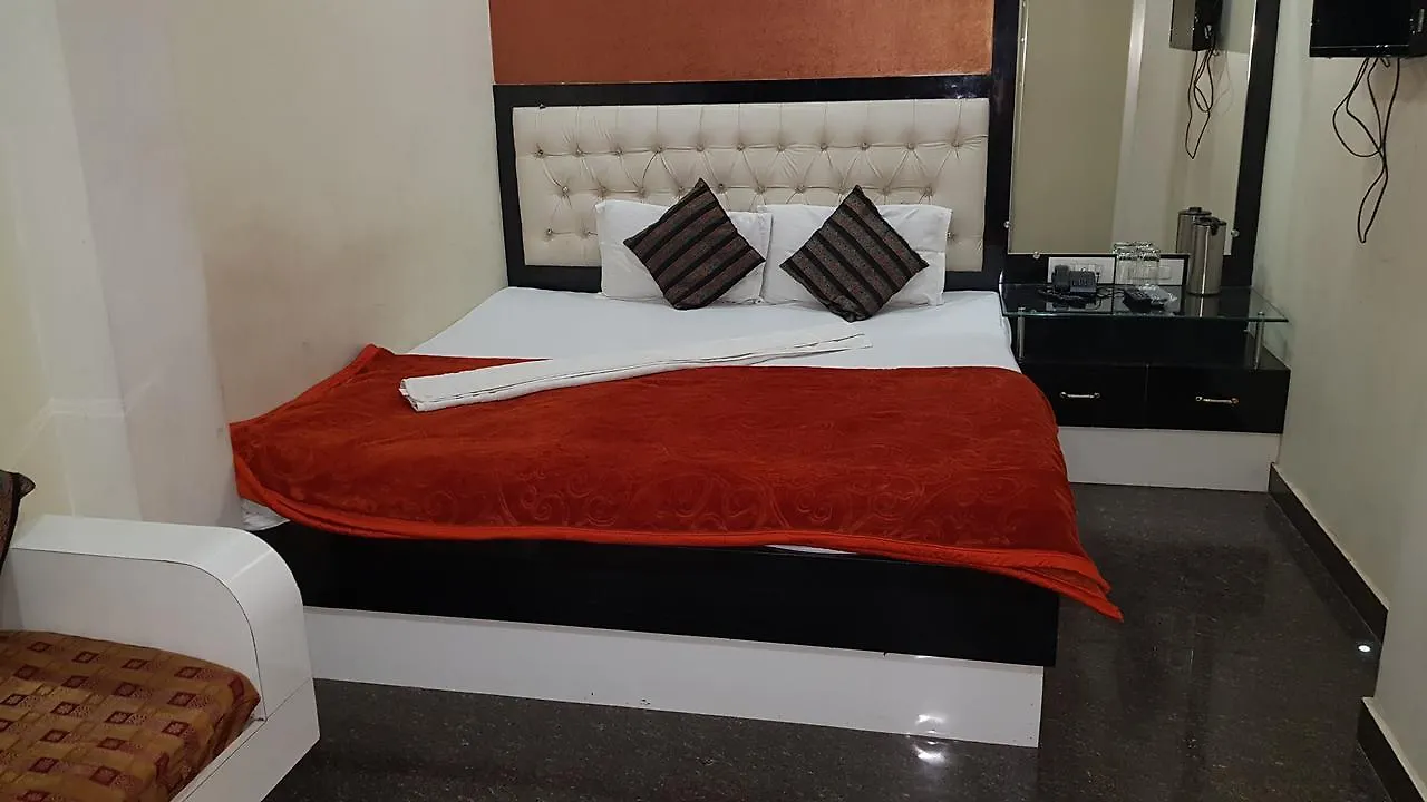 Great Ganga Palace By Wb Inn, Varanasi, India Hotel Varanasi